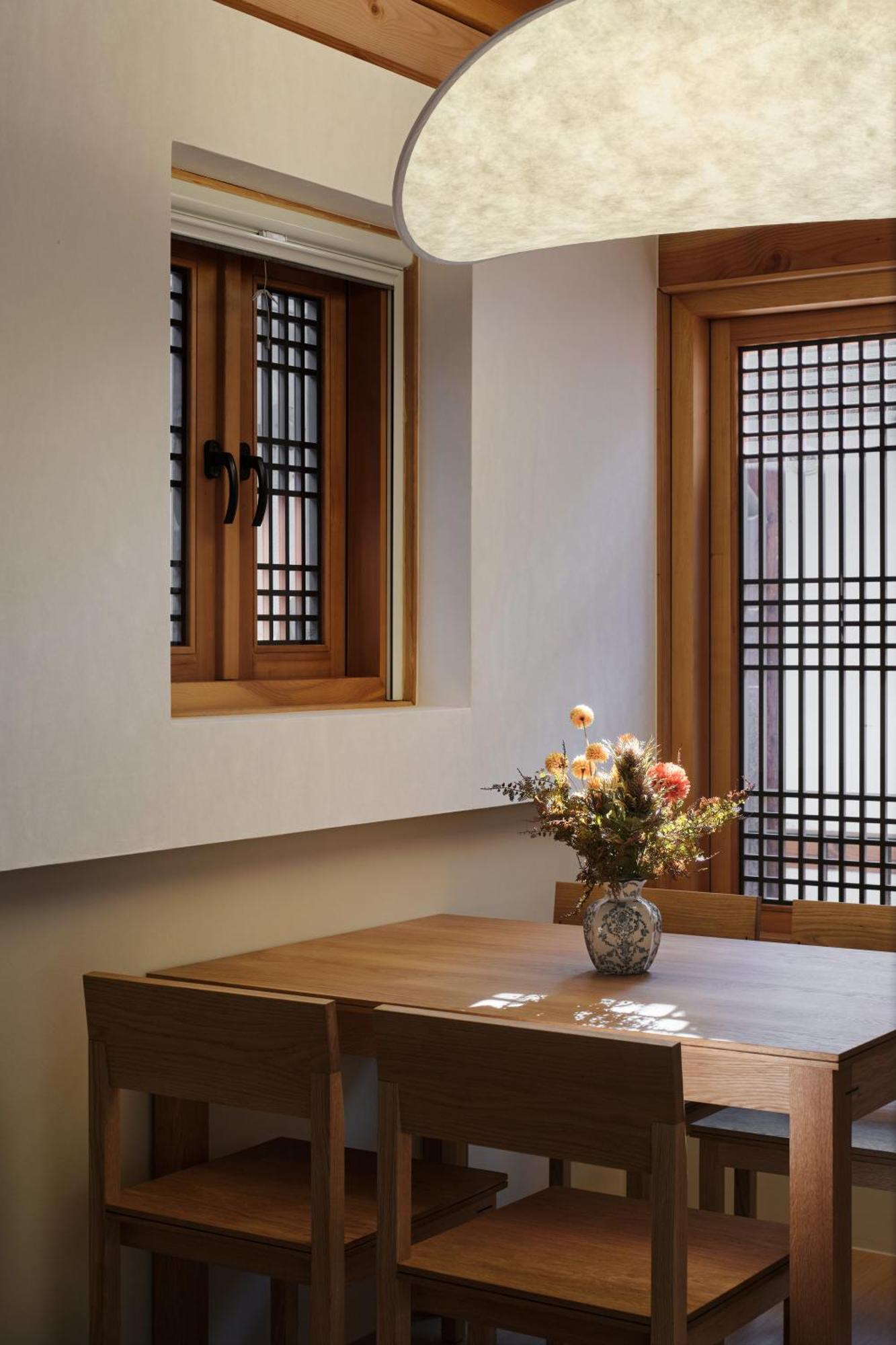 The Korean Traditional Hanok In Downtown Seoul For Convenient Public Transportation - Seoul Ari エクステリア 写真