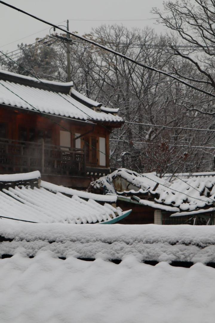 The Korean Traditional Hanok In Downtown Seoul For Convenient Public Transportation - Seoul Ari エクステリア 写真